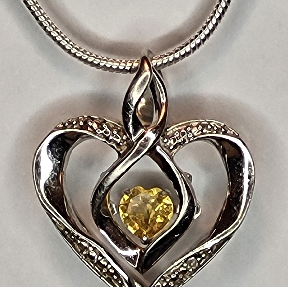 Silver Amber Heart Necklace - Picture 6 of 8